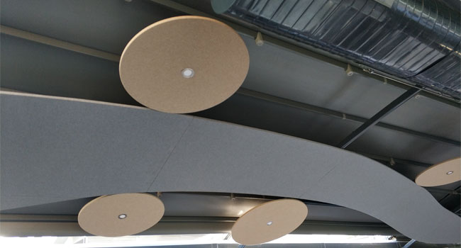 Kalbur Et akustik yüzer tavan panelleri uygulaması